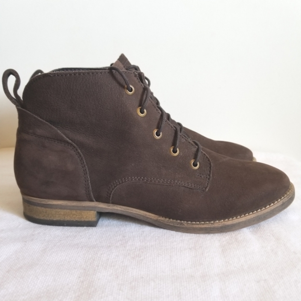 Diba Lace Up Ankle Boots Brown